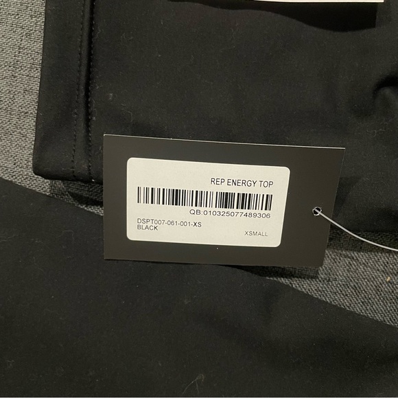 Darc Sport Energy Long-Sleeve Top in Black (XS) - Picture 2 of 3